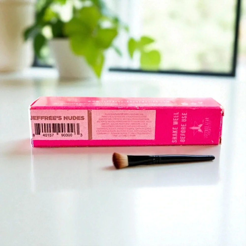 💎 Jeffree Star Velour Liquid Lipstick in Color Jeffree’s Nudes New In Box
